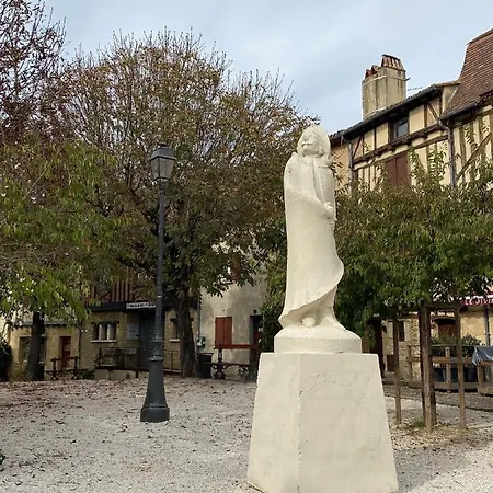 Marianne 4 Apartman *